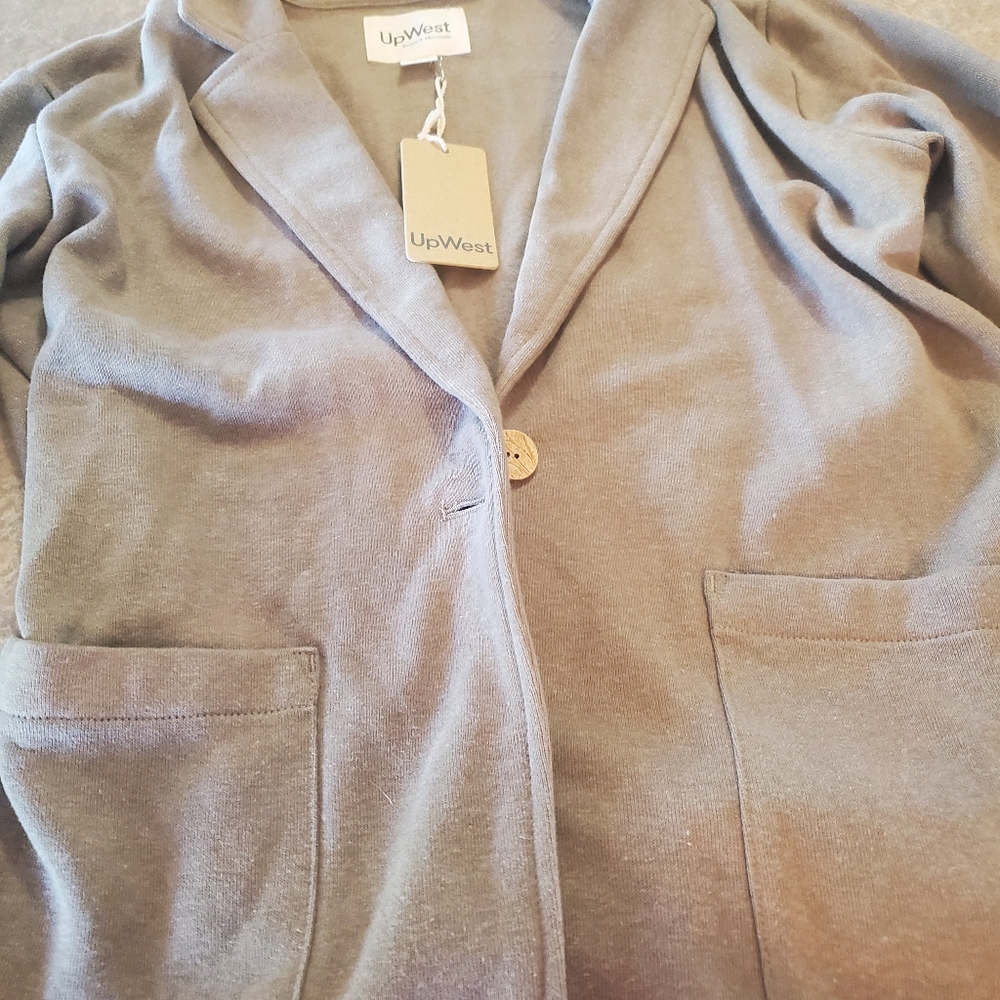 Jacket - Picture 5 of 5